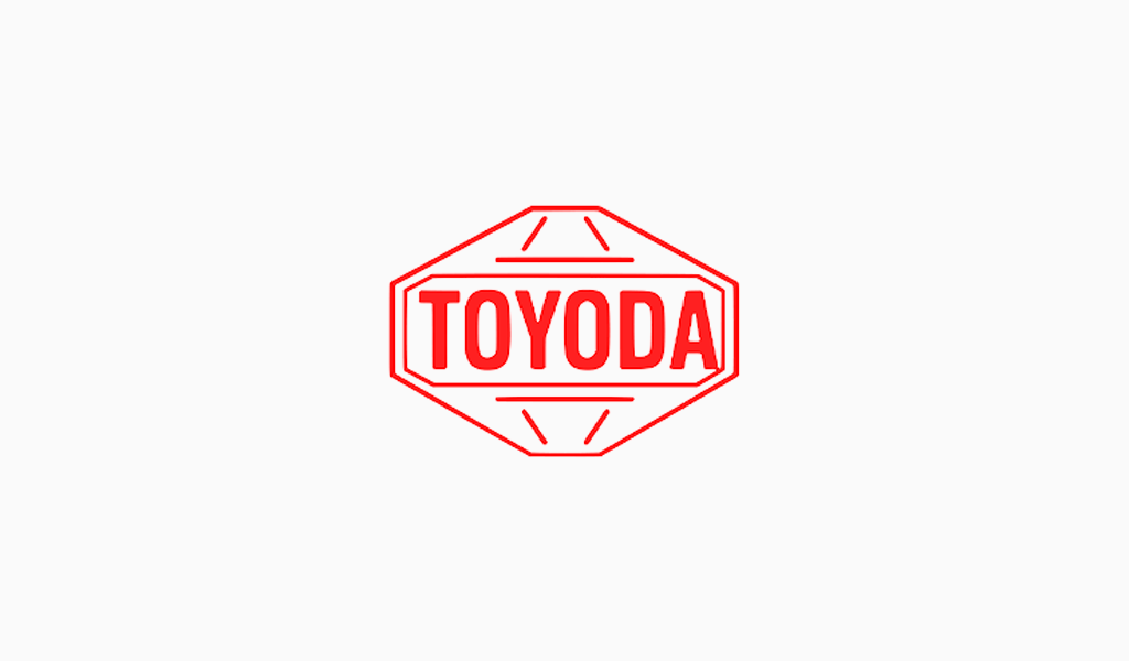 Primer logotipo de Toyota