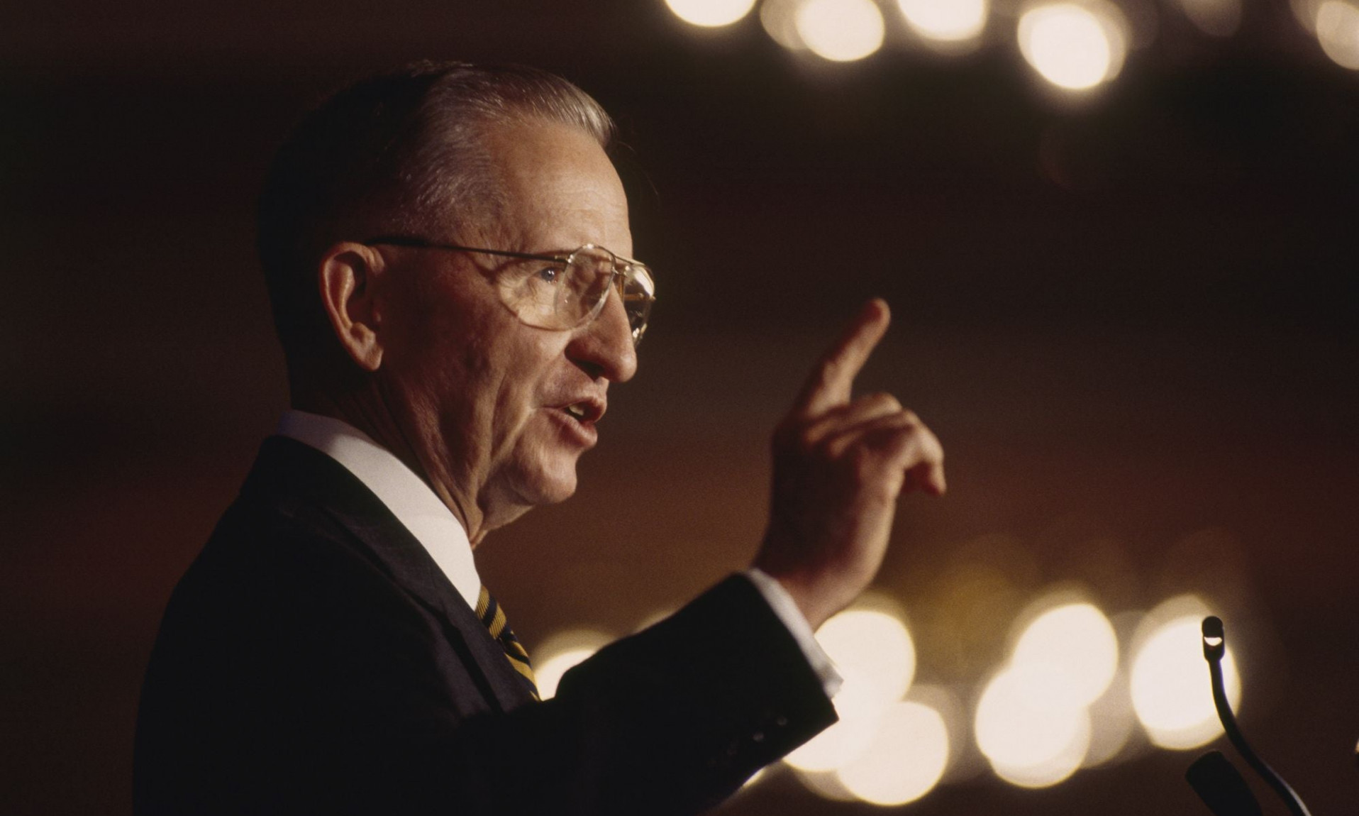 Ross Perot Shares 11 Quotes About Small Business Success Turbologo   20190709205724 GettyImages 525604132 Crop 1916x1150 