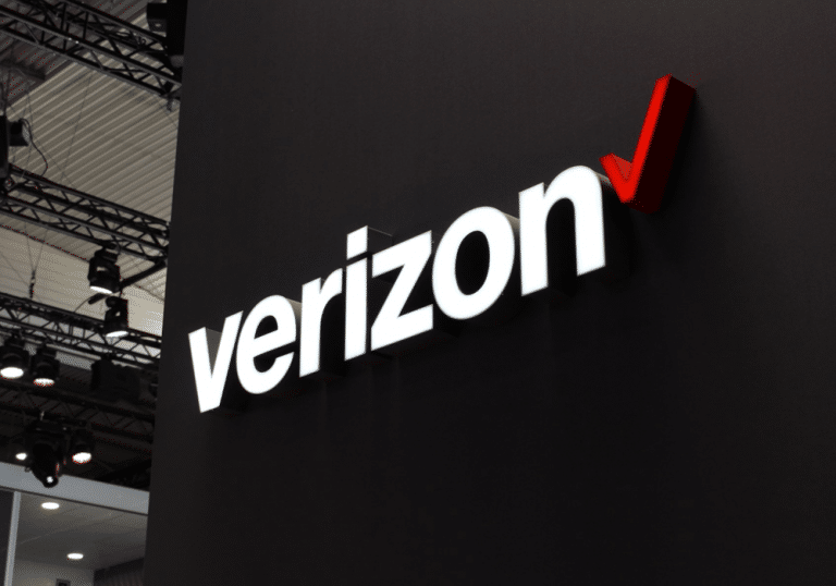Verizon logo stand